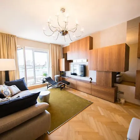 Apartment Place For *